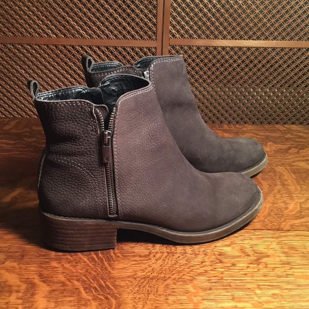 Lucky Brand Darby ankle boots